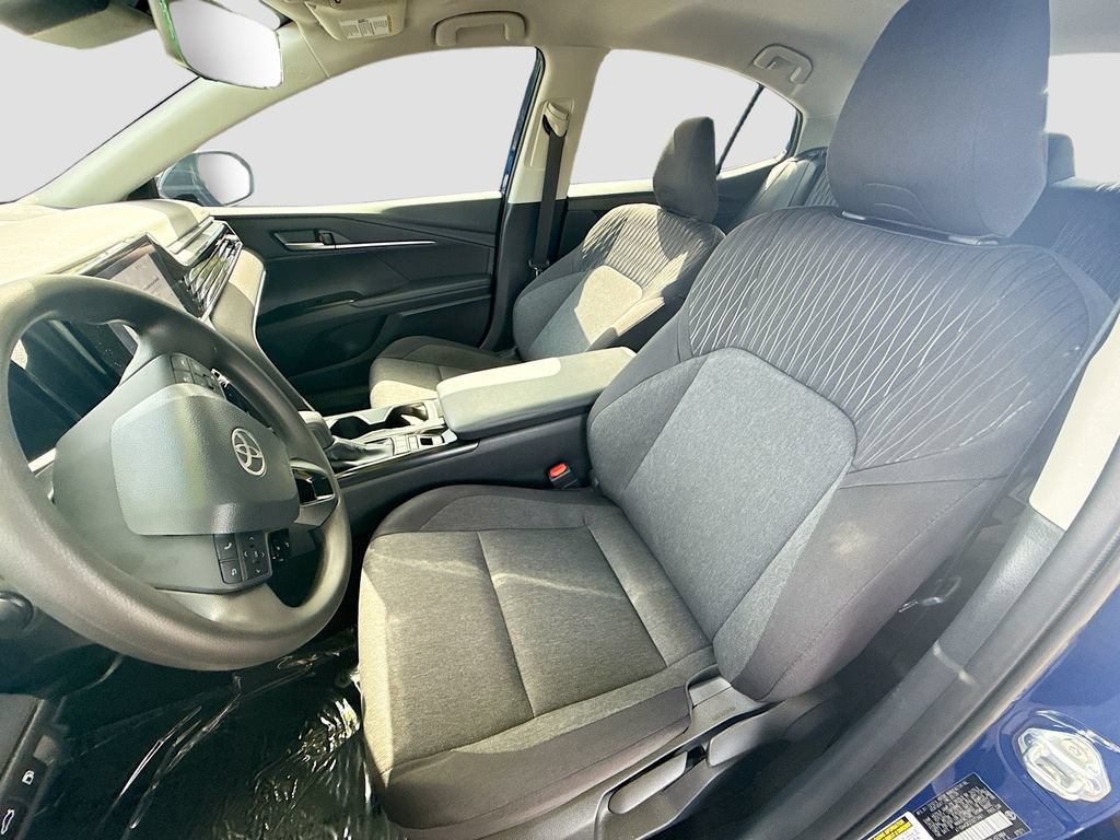 Used 2026 Toyota Camry LE FWD image 20