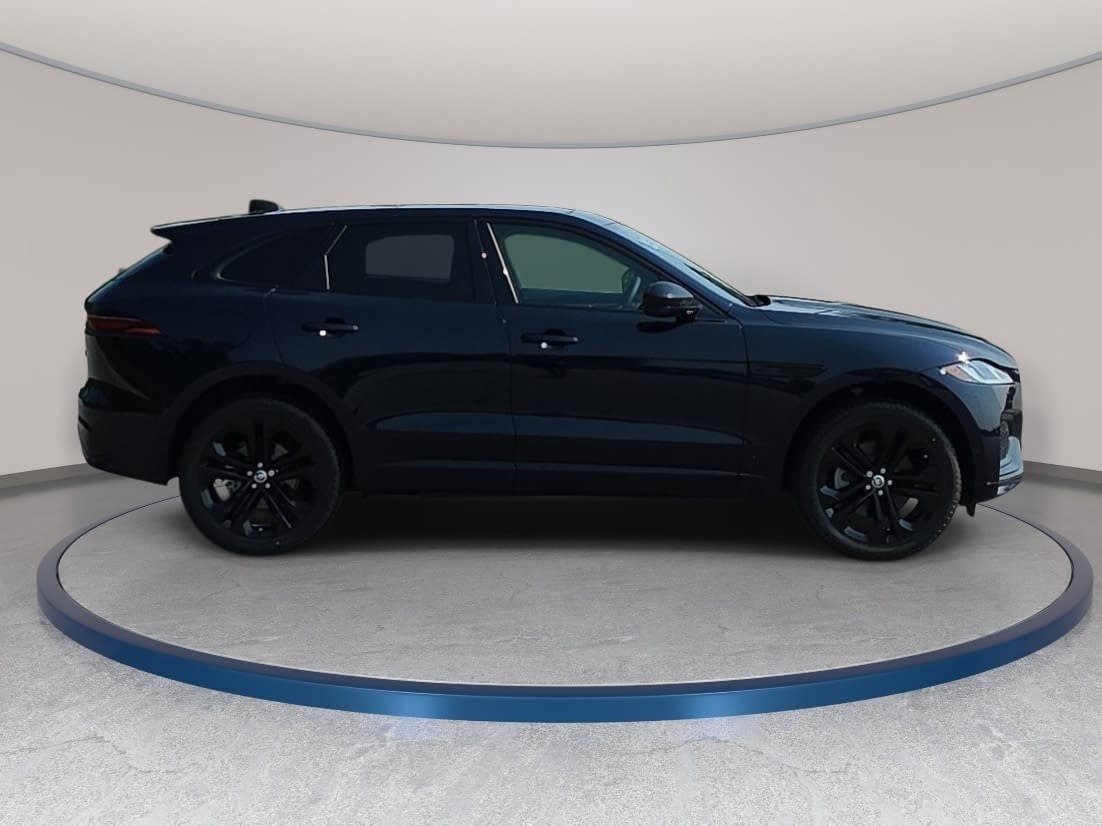 New 2026 Jaguar F-PACE R-Dynamic S AWD/4WD image 4