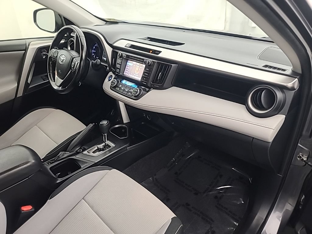 Used 2018 Toyota RAV4 XLE w/ Plus Extra Value Package FWD image 14