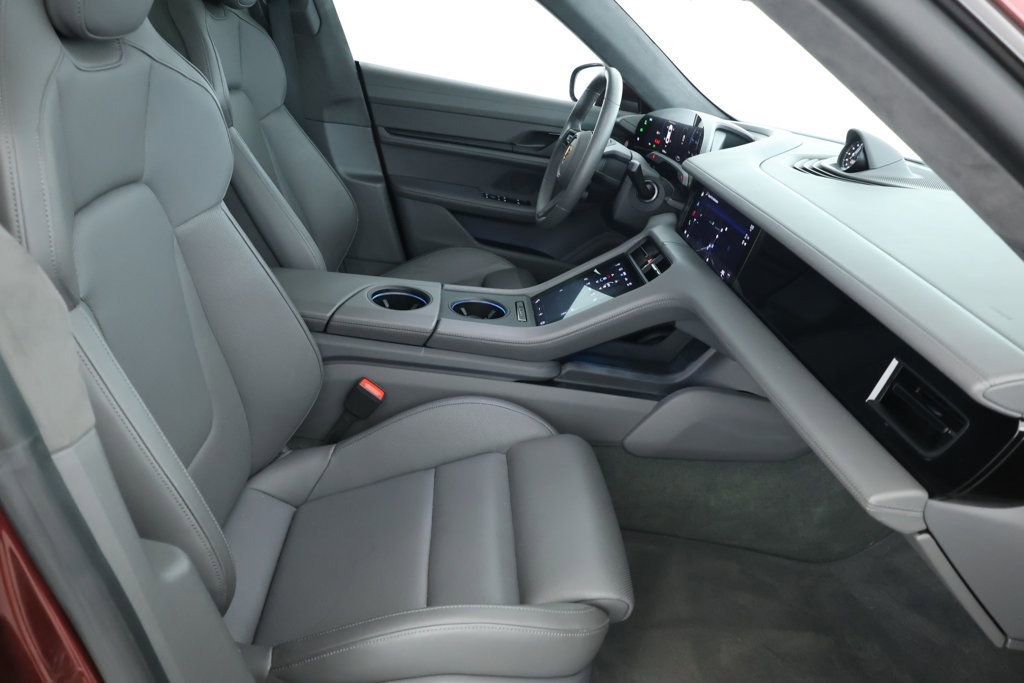 Used 2022 Porsche Taycan GTS w/ Premium Package (P6U) image 23