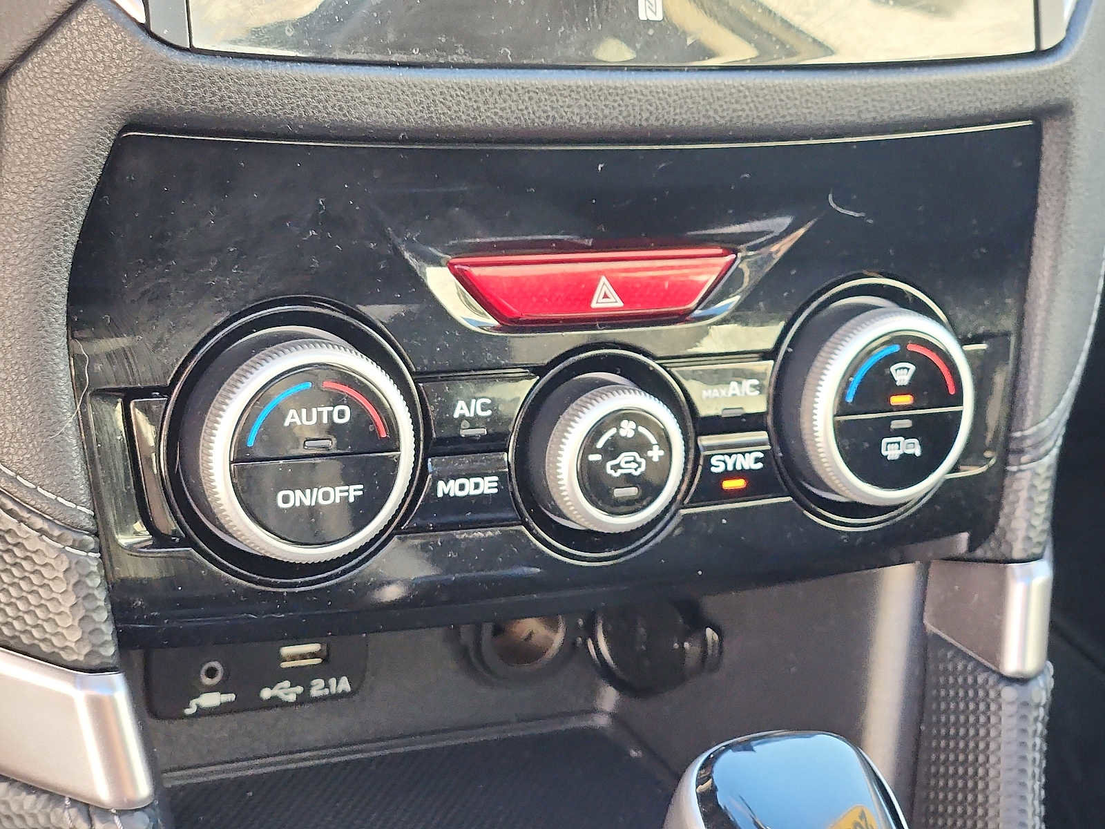 Used 2022 Subaru Forester Limited image 16