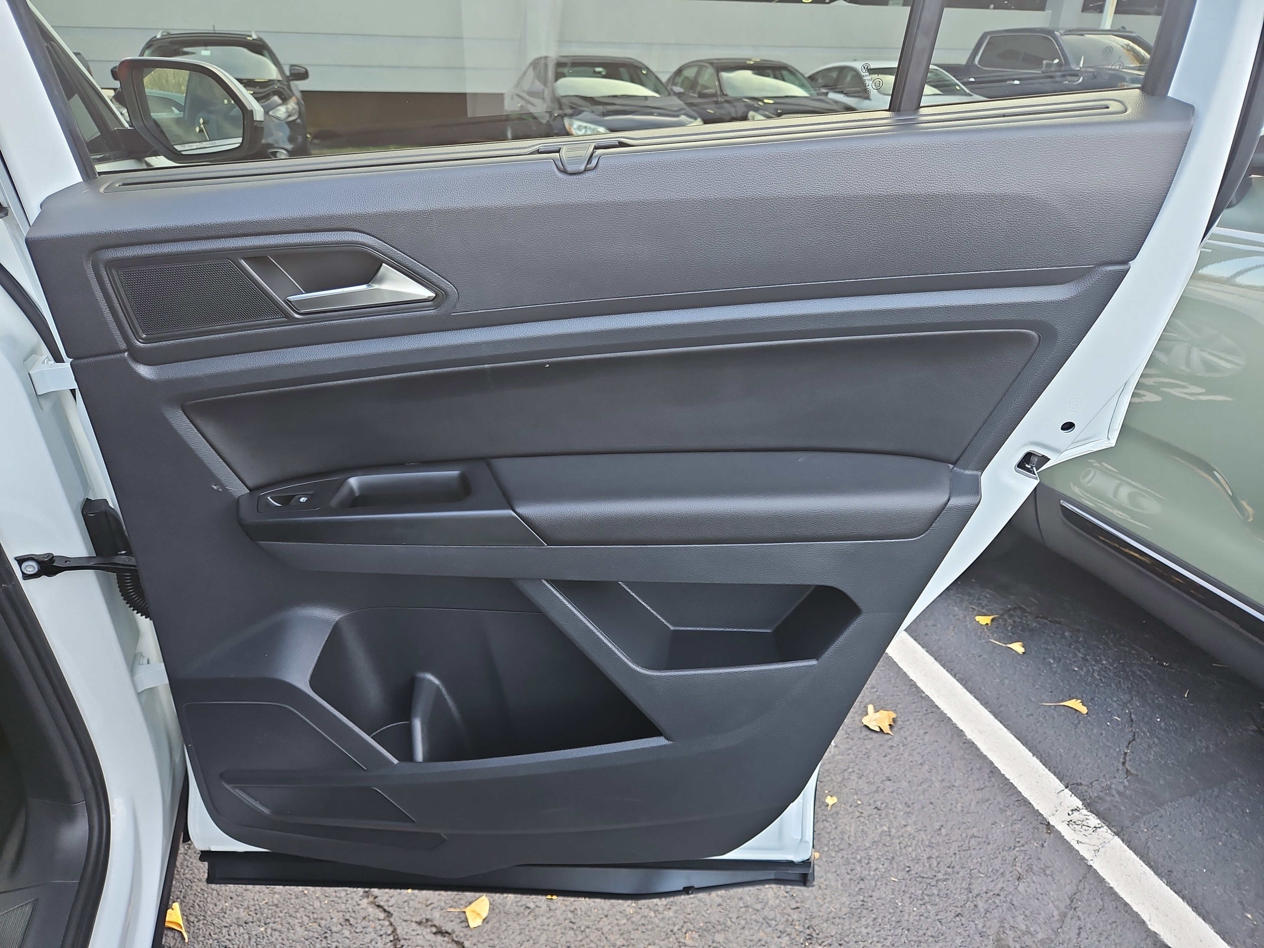 Certified 2021 Volkswagen Atlas SEL image 31