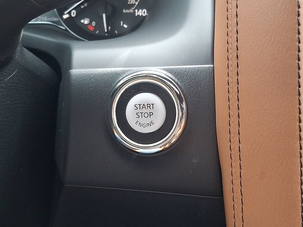 Used 2024 INFINITI QX80 Sensory AWD/4WD image 23
