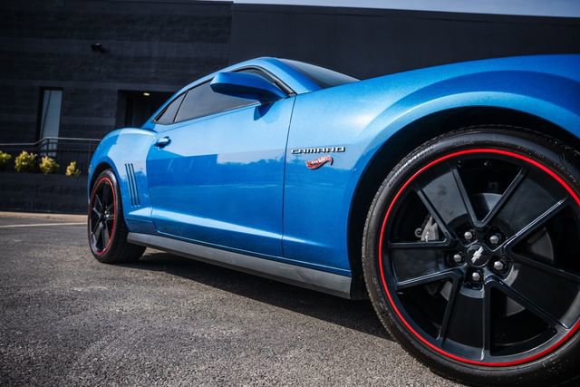 Used 2013 Chevrolet Camaro SS w/ Hot Wheels Special Edition image 29
