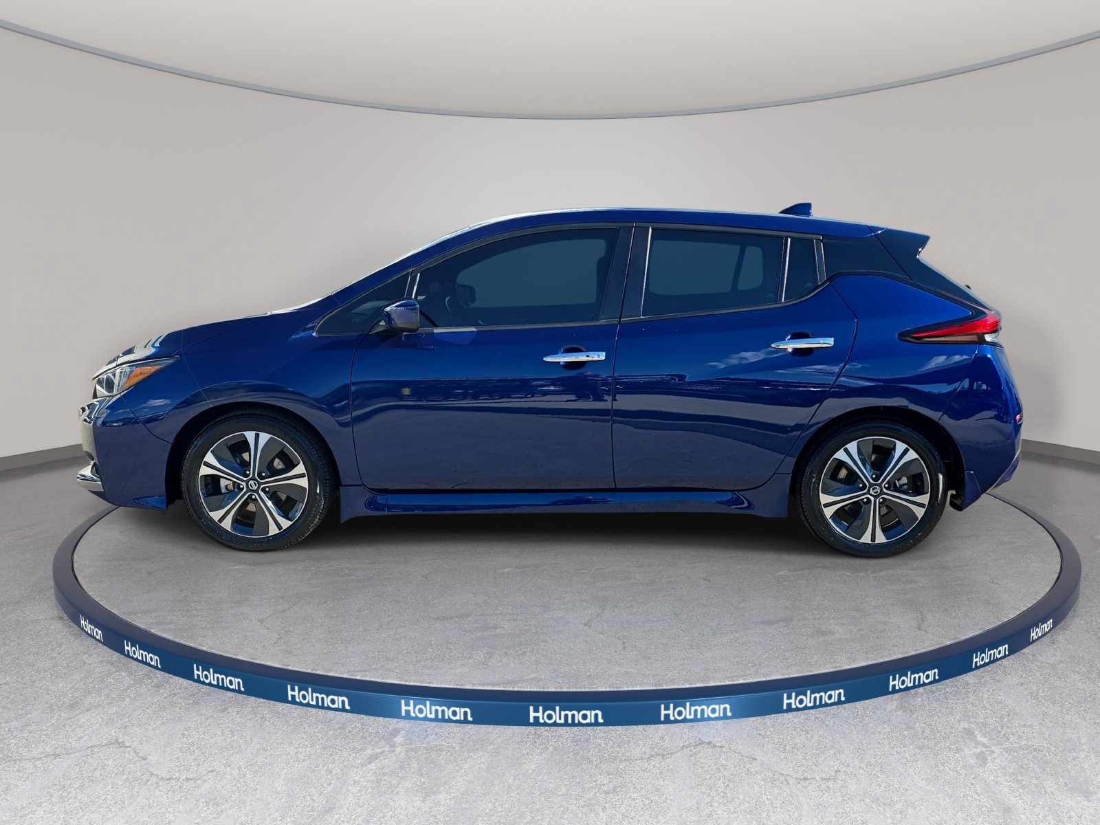 Used 2022 Nissan Leaf SV FWD image 9