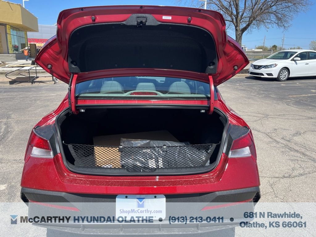 Used 2025 Hyundai Elantra Sport FWD image 20