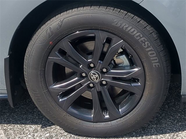 New 2026 Toyota Sienna XSE image 11