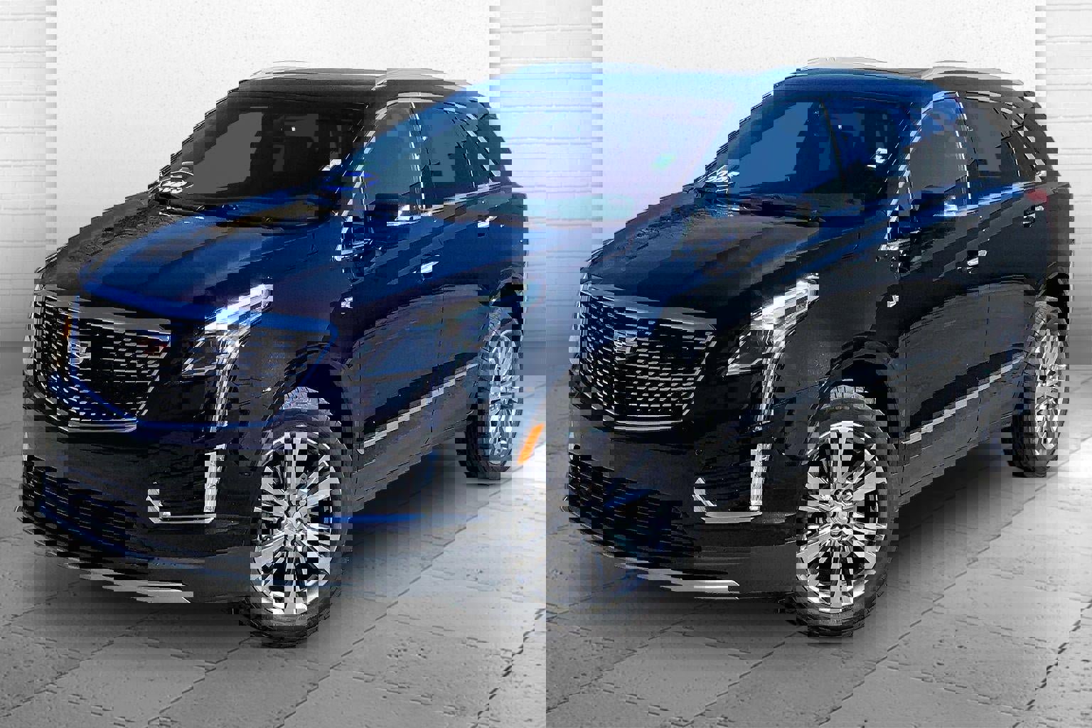 Used 2025 Cadillac XT5 Premium Luxury image 12