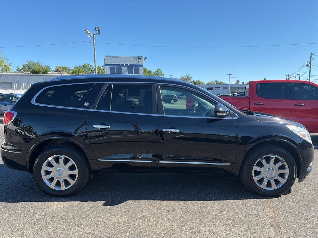 Used 2017 Buick Enclave Leather FWD image 8