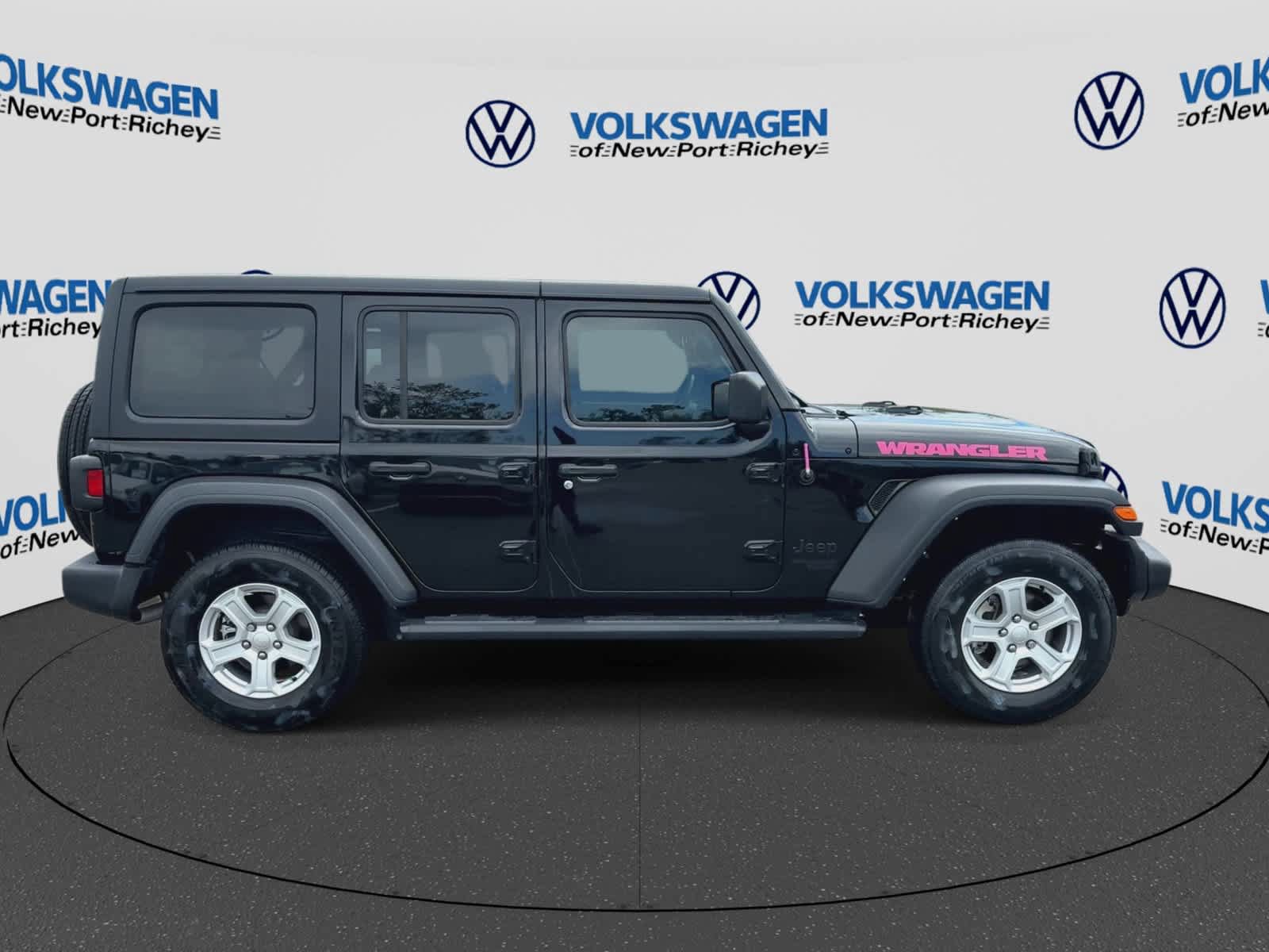Used 2021 Jeep Wrangler Unlimited Sport AWD/4WD image 9