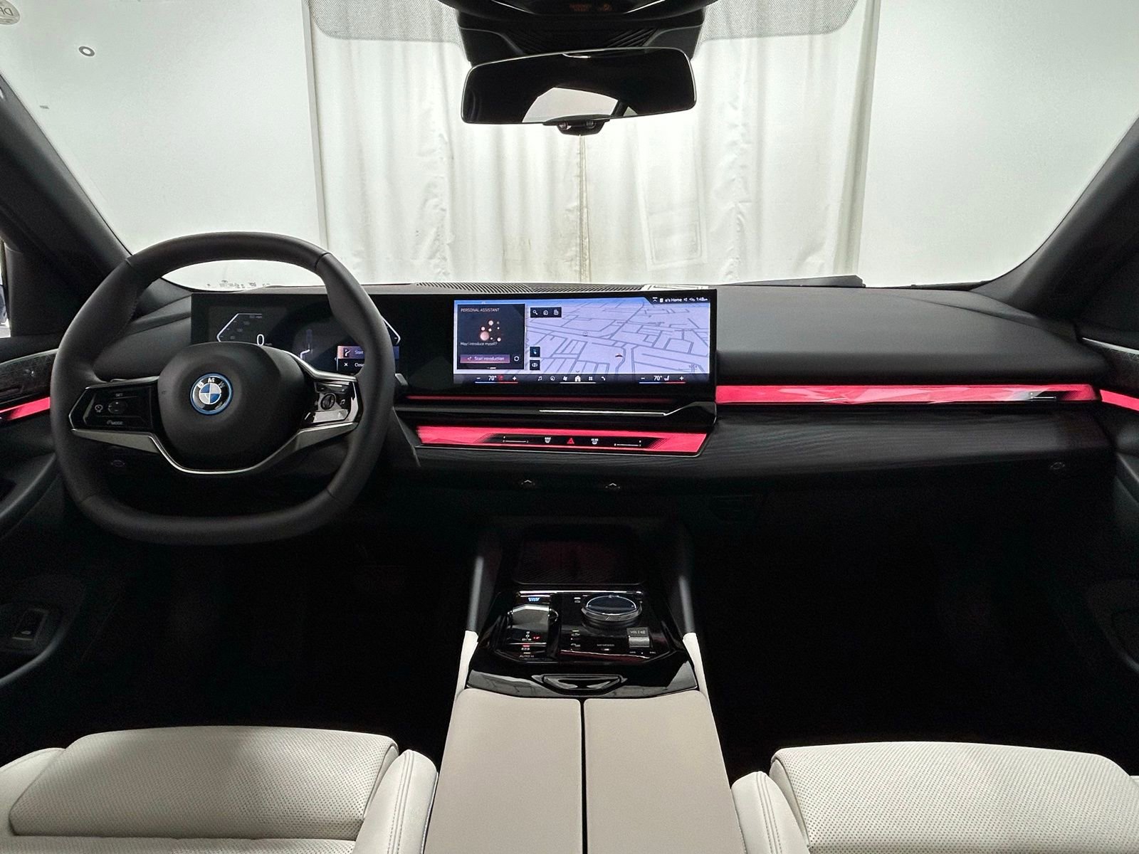Used 2026 BMW i5 eDrive40 w/ Premium Package image 8