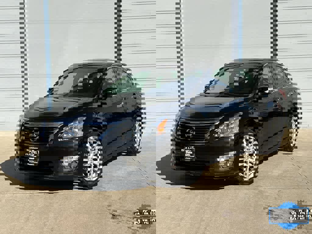 Used 2013 Nissan Altima 3.5 SL w/ Technology Pkg