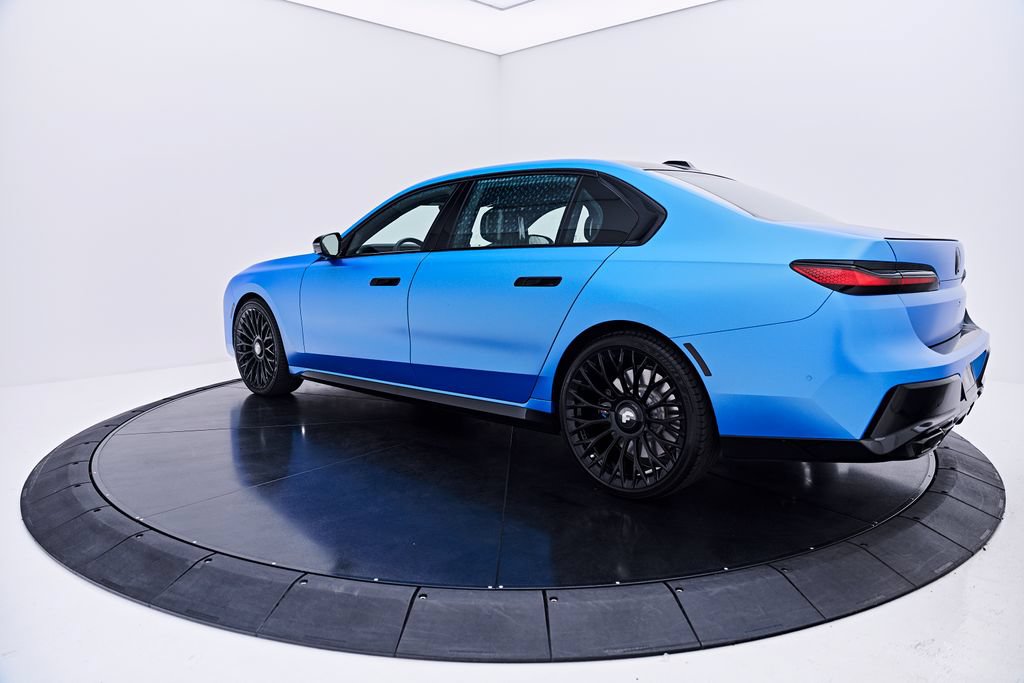 Used 2024 BMW 760i xDrive AWD/4WD image 13