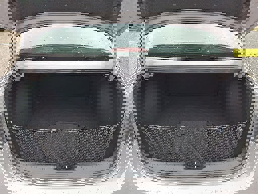 Certified 2025 Hyundai Elantra Sport image 26