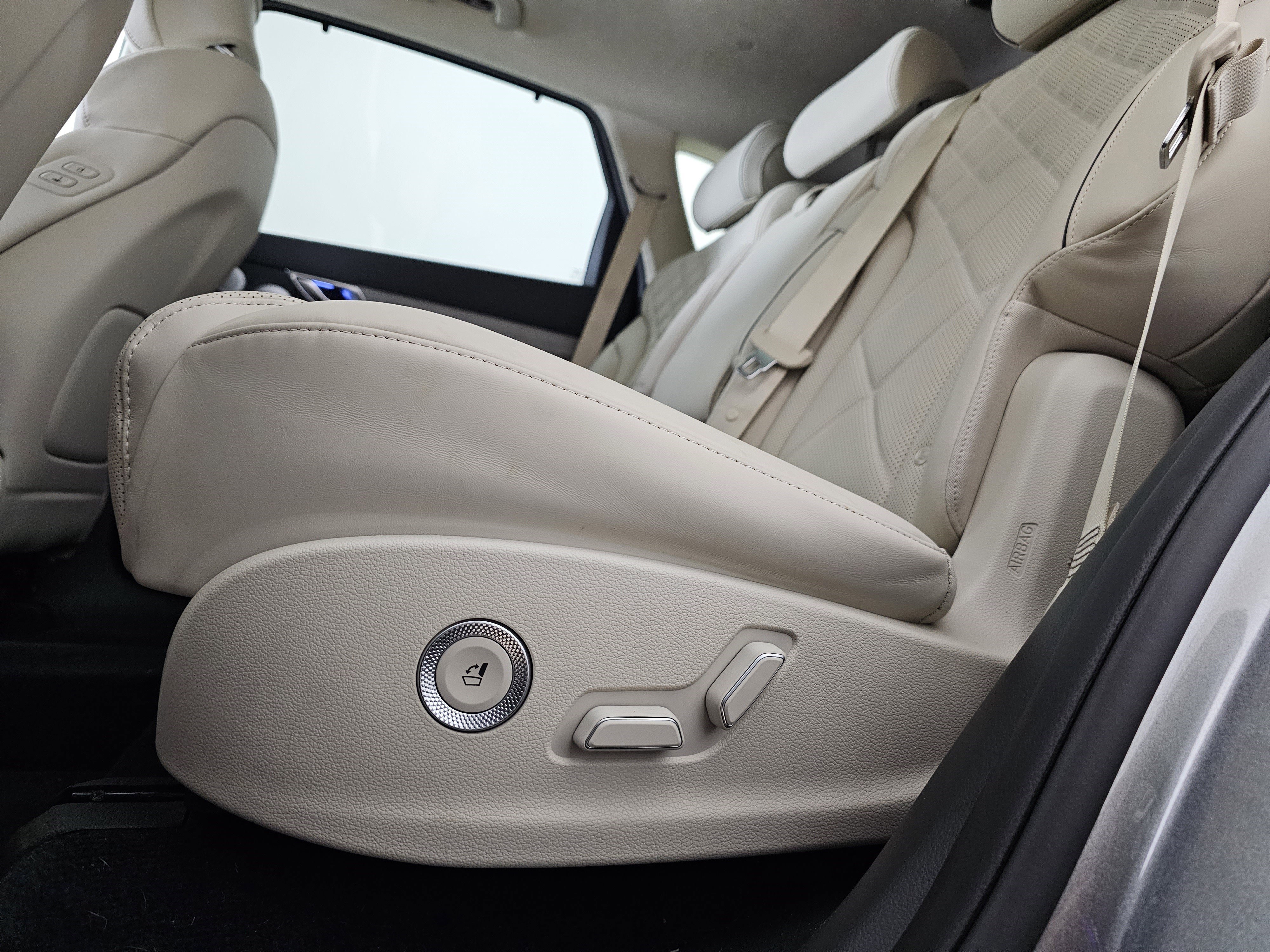 Used 2025 Genesis GV80 3.5T Prestige image 23