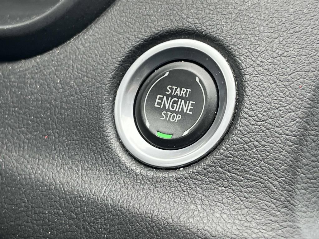 Certified 2023 Cadillac XT4 Premium Luxury image 38