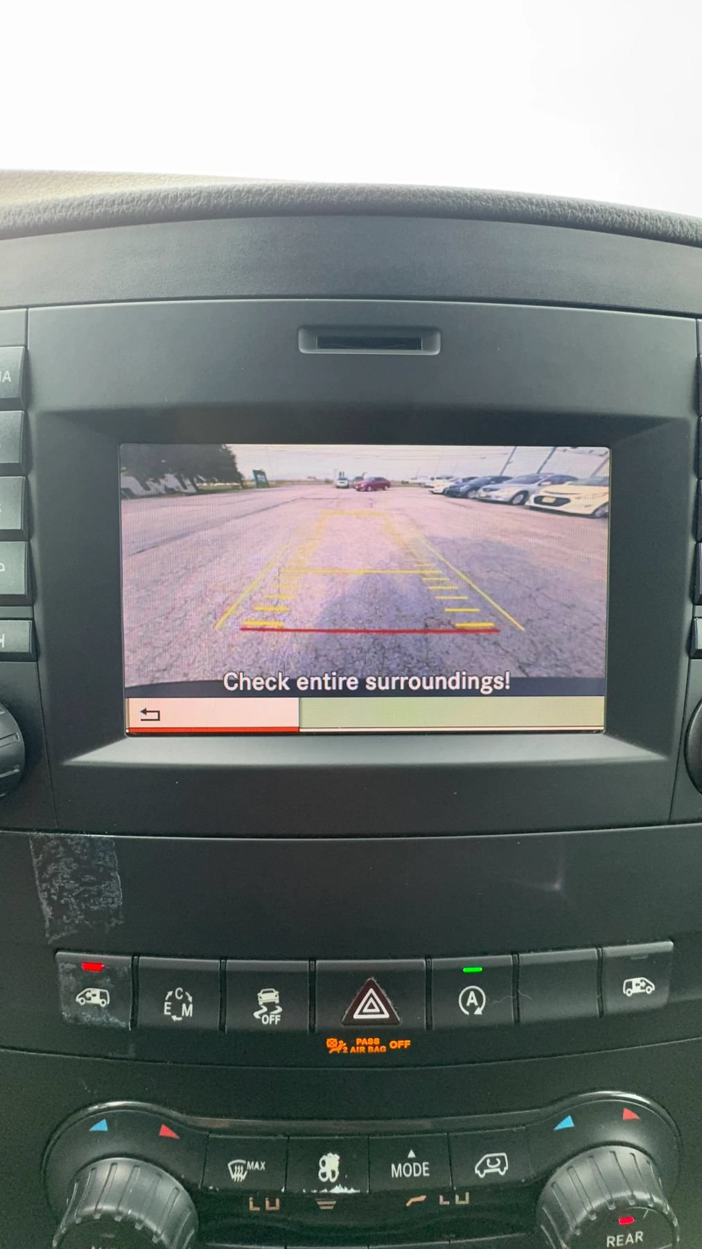 Used 2018 Mercedes-Benz Metris Passenger image 17