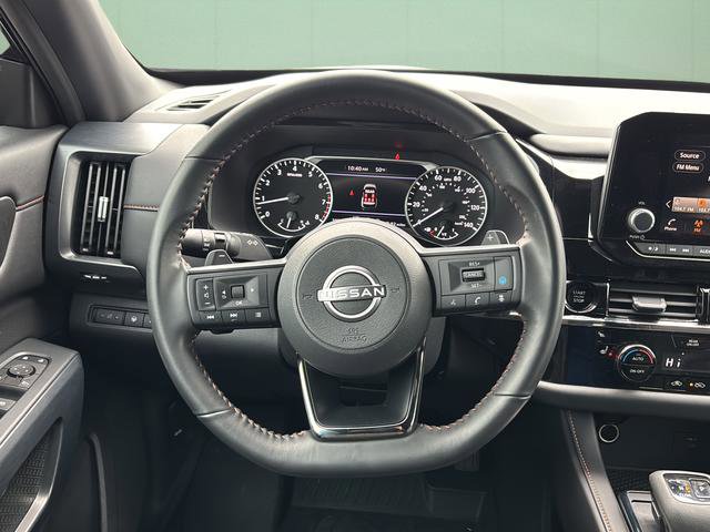 Used 2025 Nissan Pathfinder Rock Creek image 25