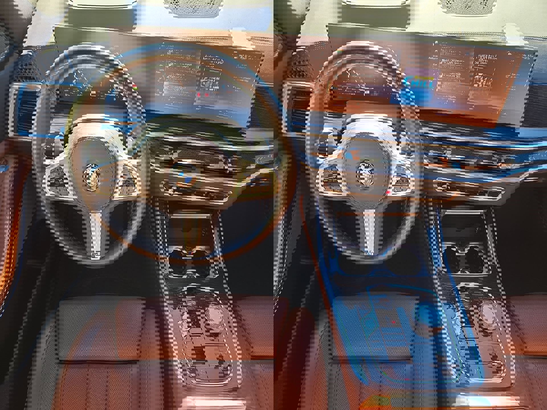 Used 2023 BMW X7 xDrive40i w/ Executive Package image 14