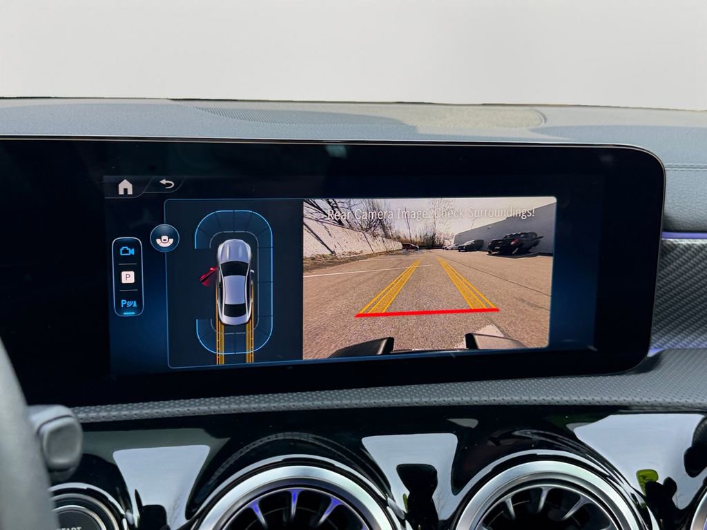 Used 2025 Mercedes-Benz CLA 250 4MATIC image 26