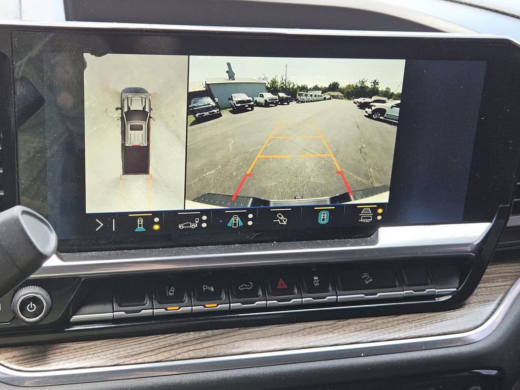 Used 2024 Chevrolet Silverado 2500 LT image 17