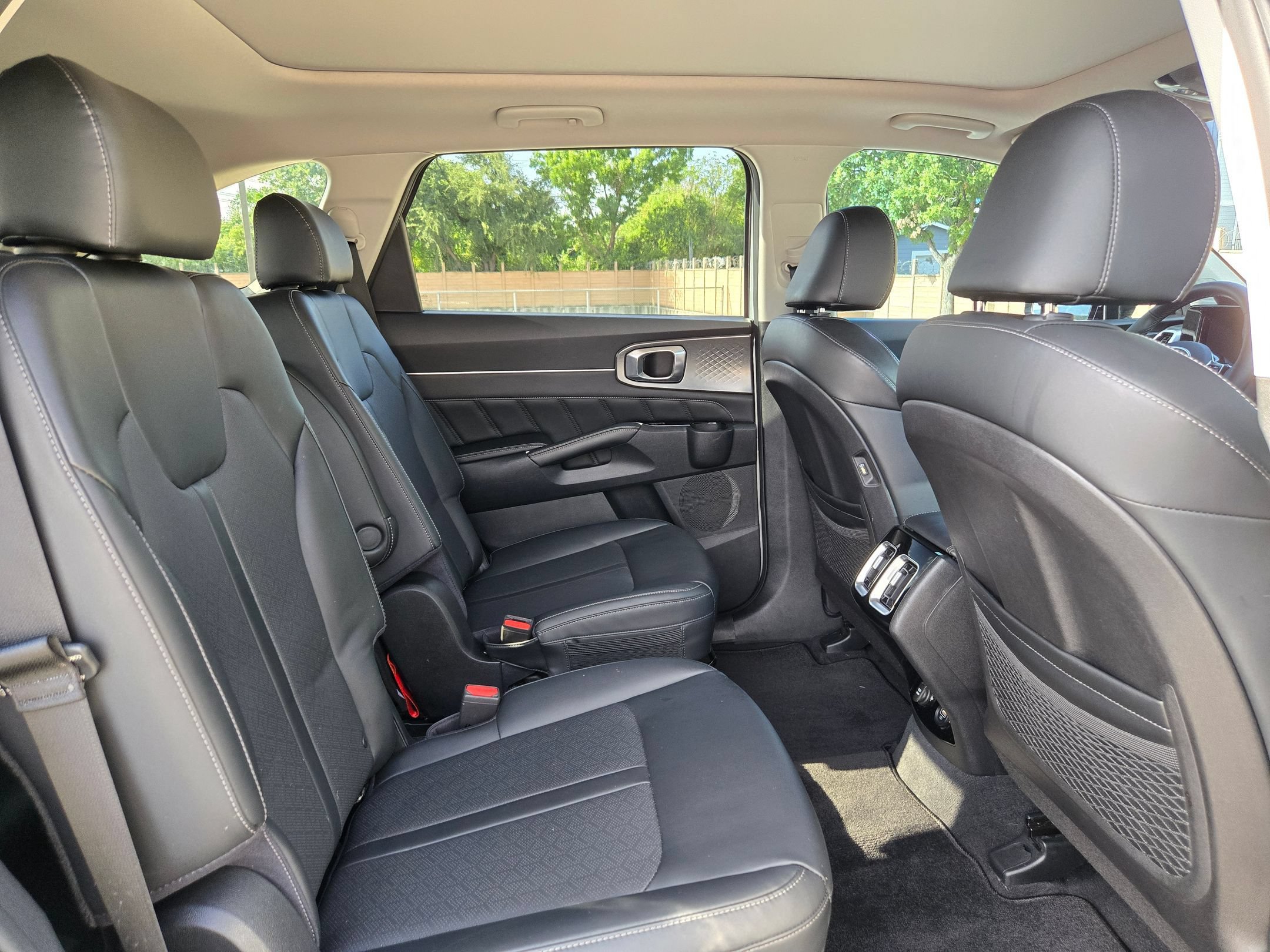 Used 2021 Kia Sorento SX FWD image 26
