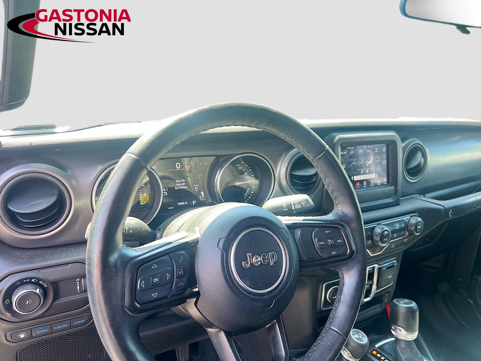 Used 2023 Jeep Wrangler Unlimited w/ Cold Weather Group image 11