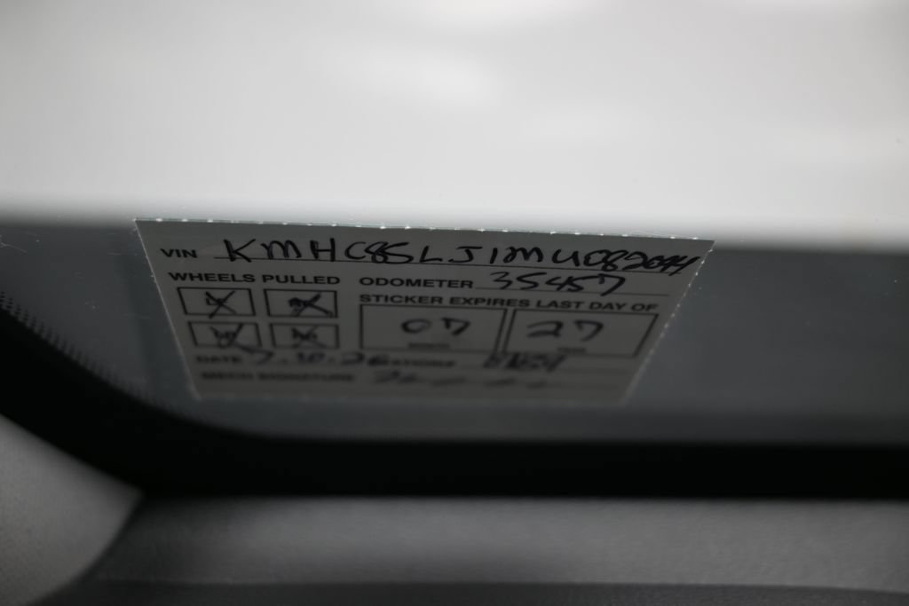 Used 2021 Hyundai Ioniq Limited FWD image 12