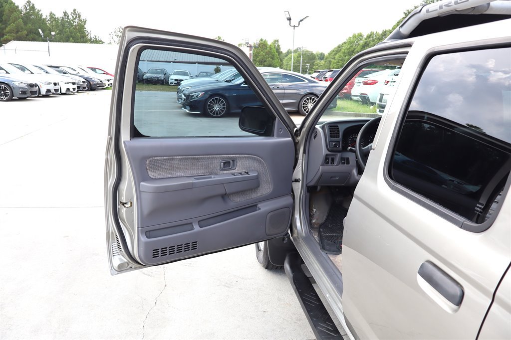 Used 2000 Nissan Frontier XE RWD image 33