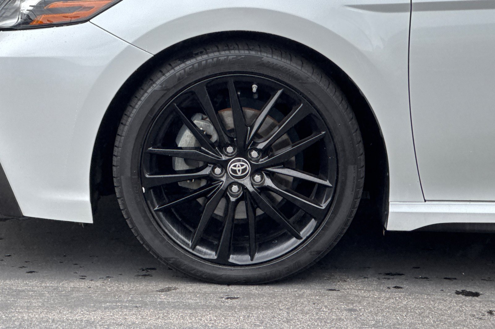 Certified 2022 Toyota Camry XSE FWD image 34