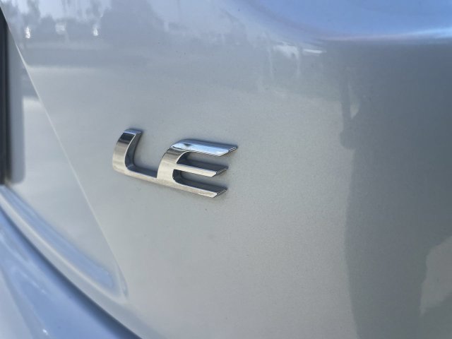 Used 2024 Toyota Corolla LE FWD image 30