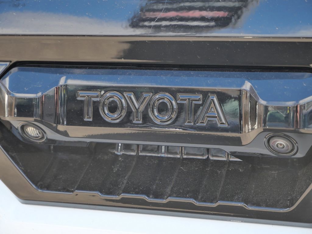 Used 2025 Toyota Tundra Platinum image 10