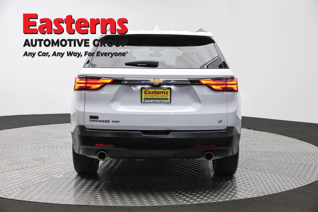 Used 2023 Chevrolet Traverse LT w/ Rear Camera Mirror Package AWD/4WD image 6