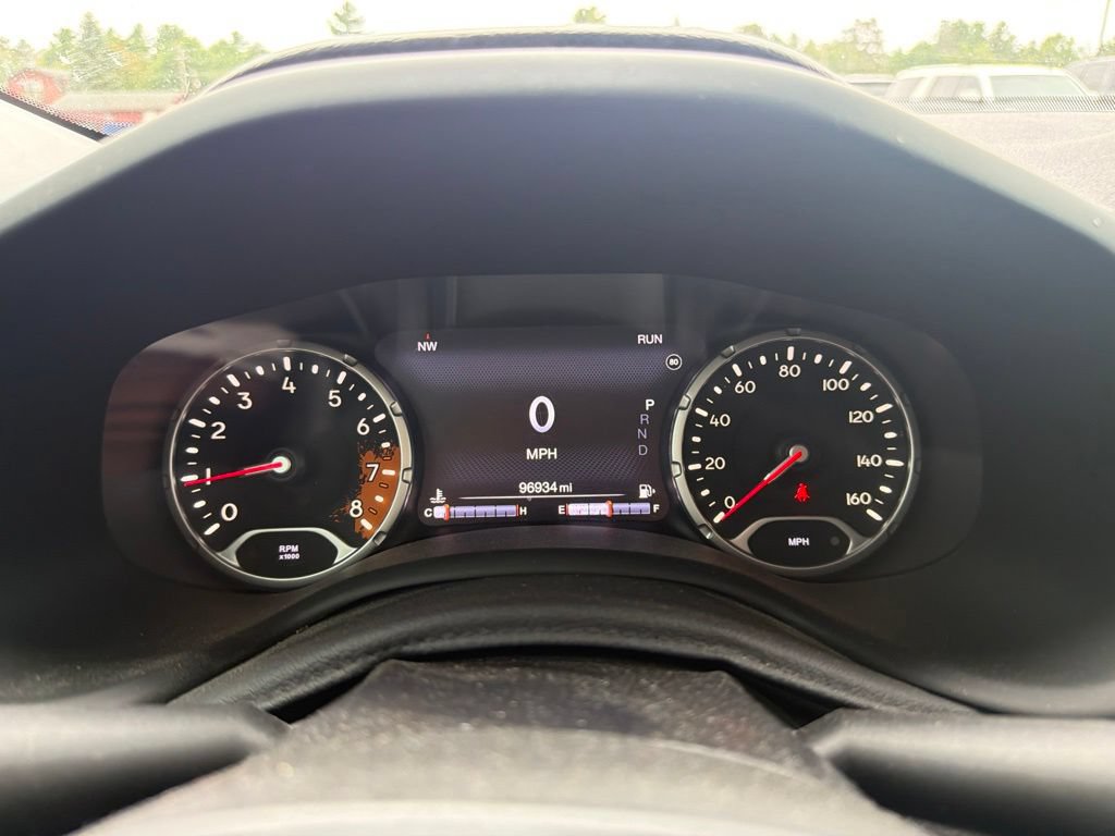 Used 2017 Jeep Renegade Trailhawk AWD/4WD image 21