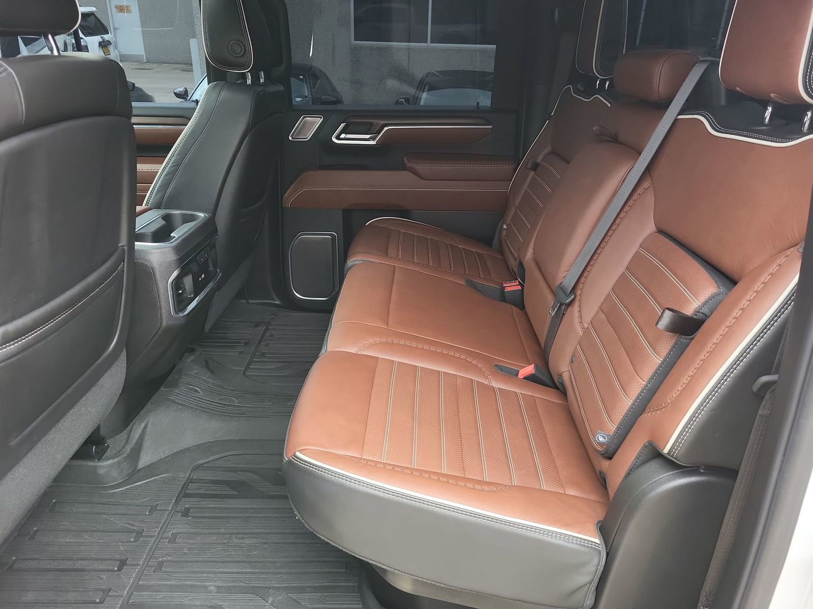 Certified 2024 GMC Sierra 3500 Denali Ultimate image 26