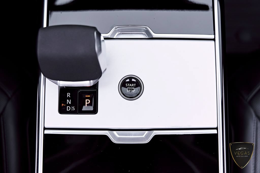 Used 2025 Land Rover Range Rover SE AWD/4WD image 69