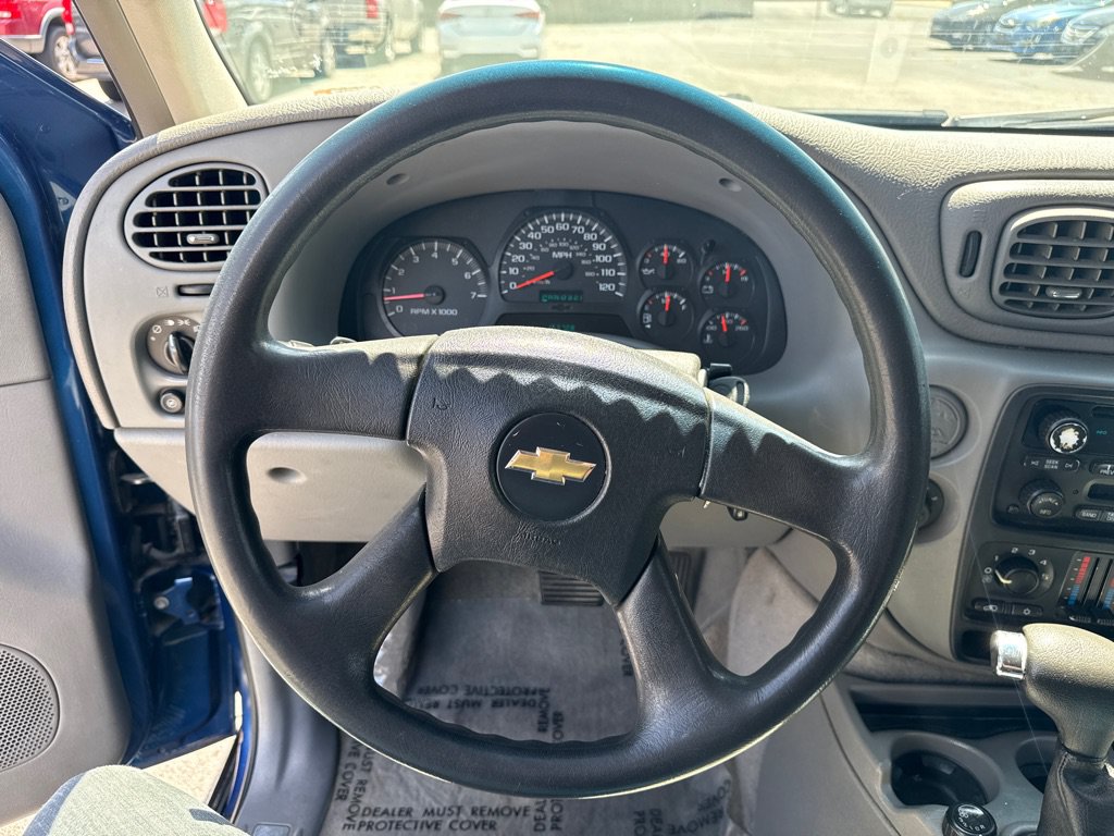 Used 2005 Chevrolet TrailBlazer 2WD w/ LS Preferred Equipment Group image 17