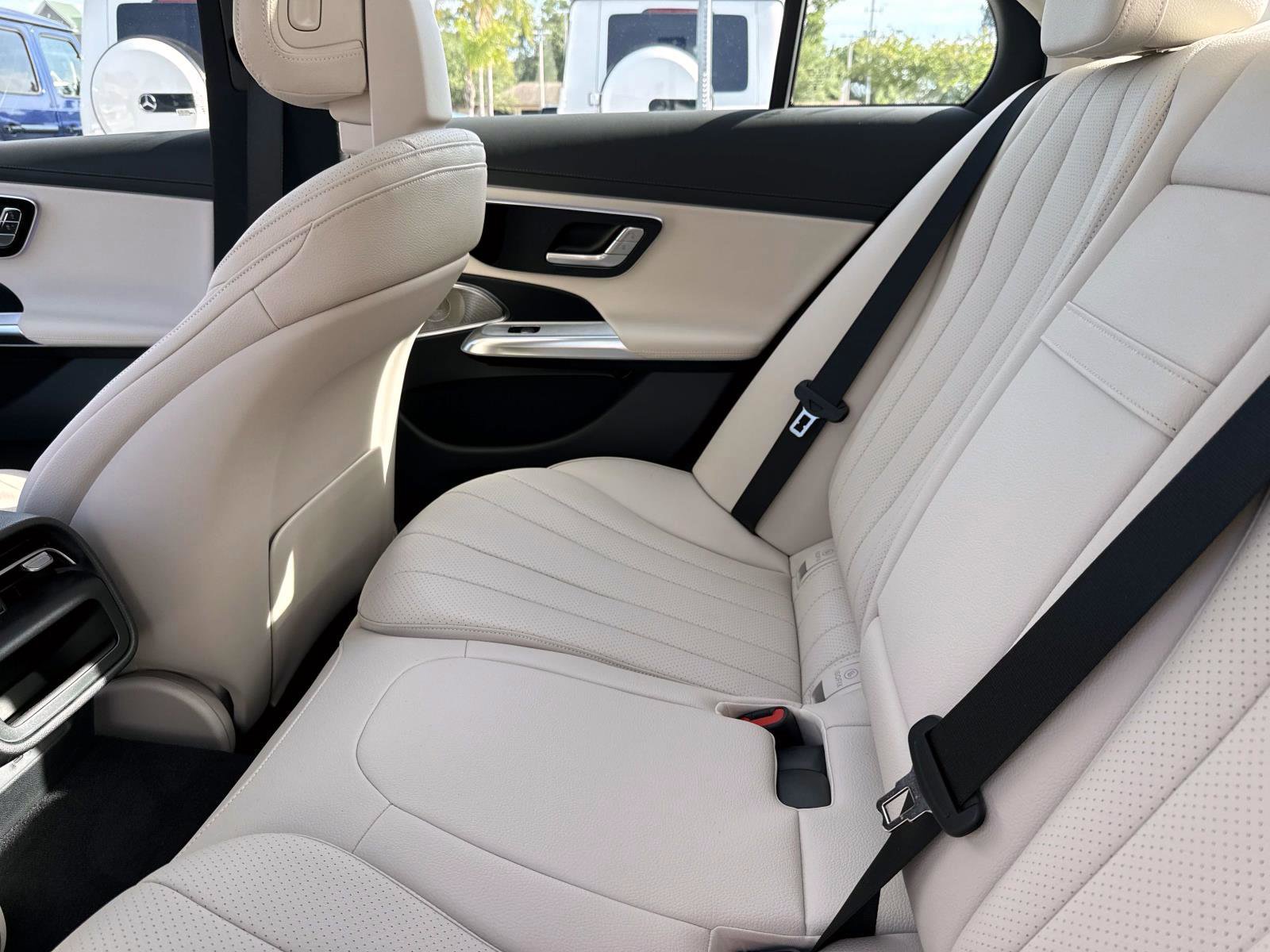 New 2026 Mercedes-Benz E 450 4MATIC Sedan image 13