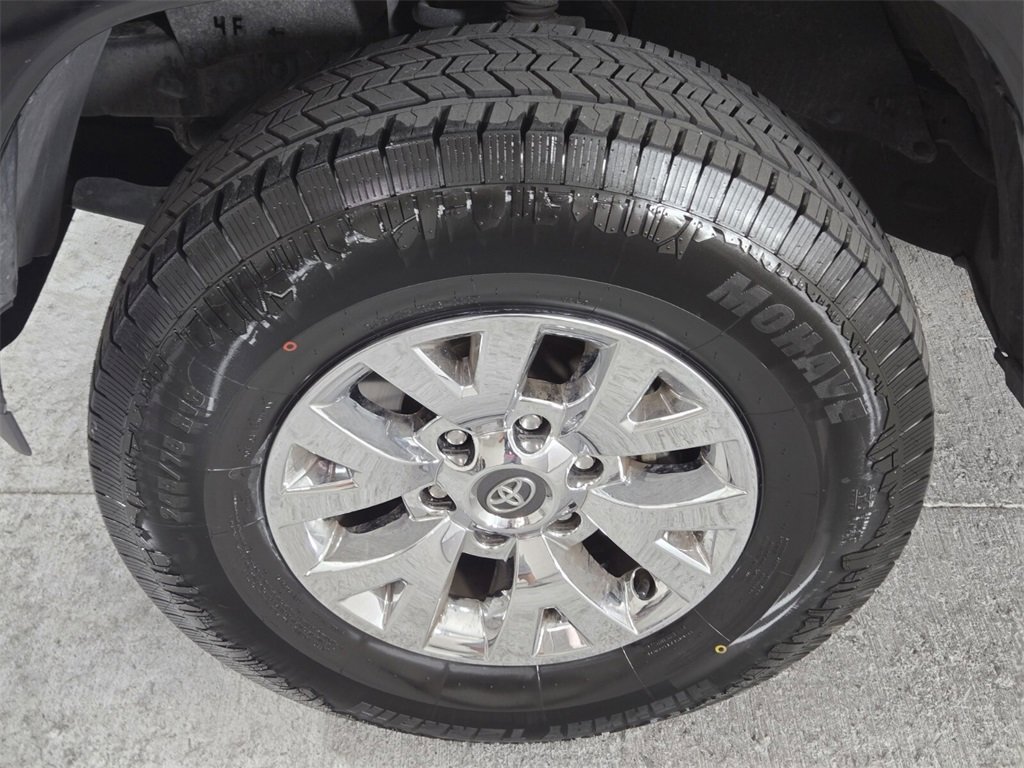 Used 2022 Toyota Tacoma SR5 image 11
