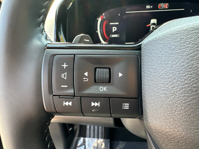 Used 2026 Nissan Pathfinder SL w/ SL Premium Package AWD/4WD image 33