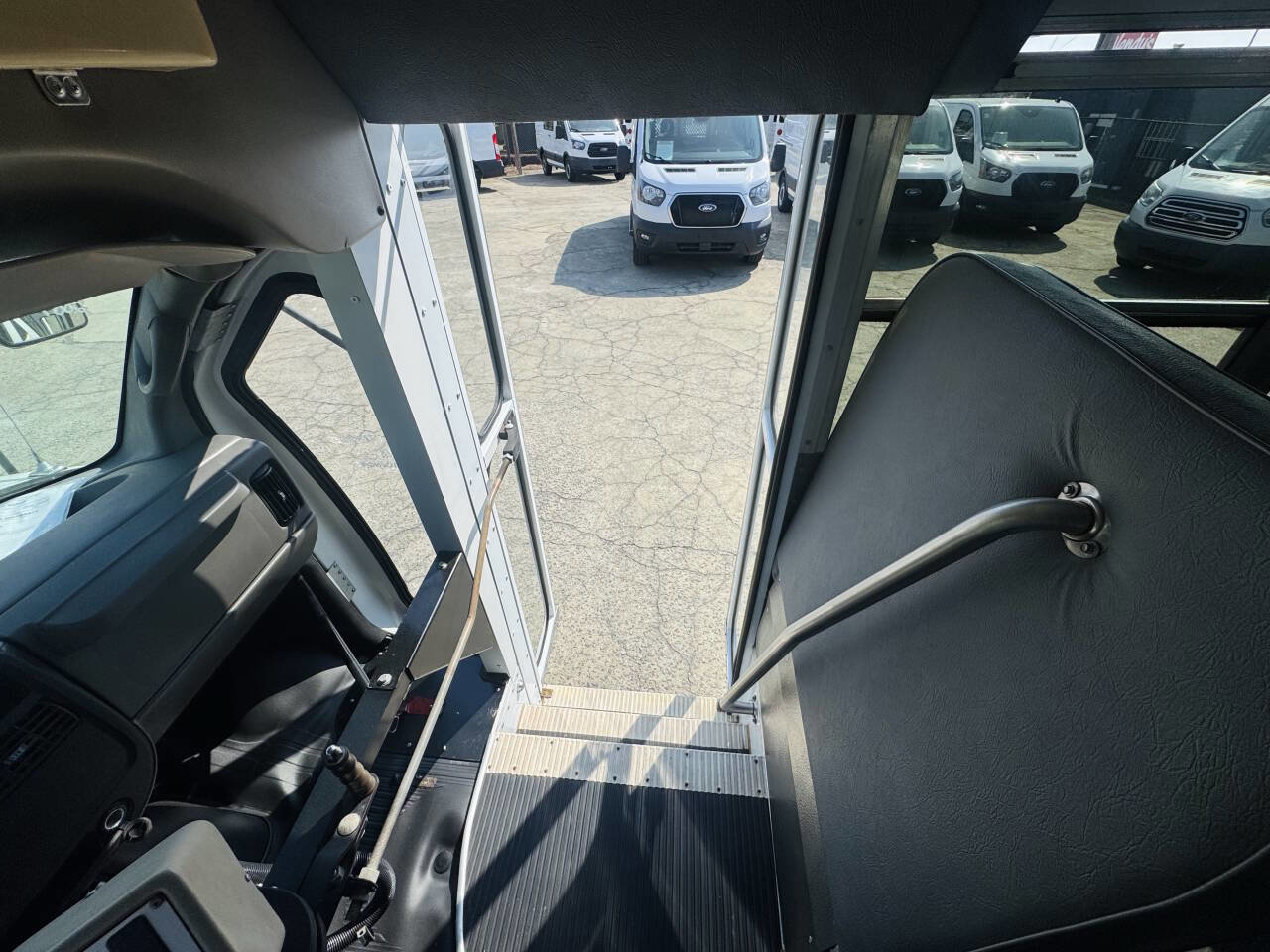 Used 2007 Chevrolet Express 3500 w/ School Bus Package image 13