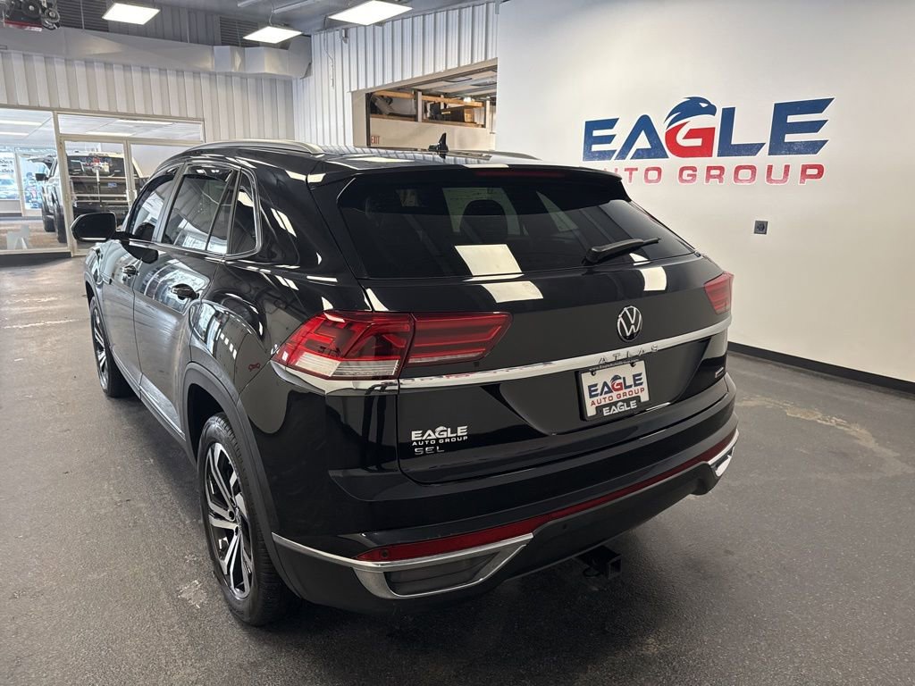 Used 2022 Volkswagen Atlas Cross Sport SEL image 8