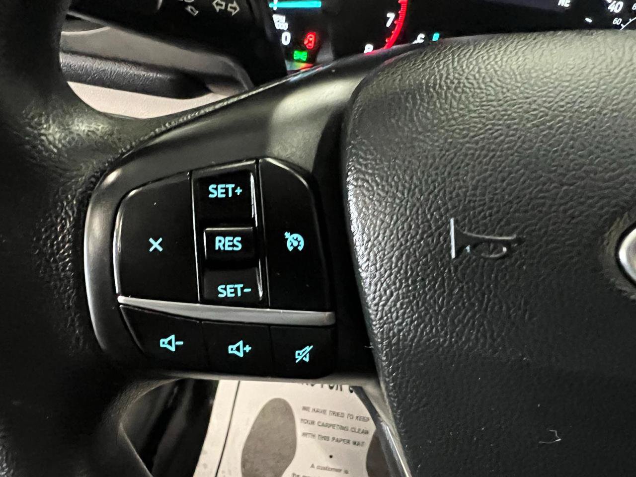 Used 2020 Ford Escape SE FWD image 16