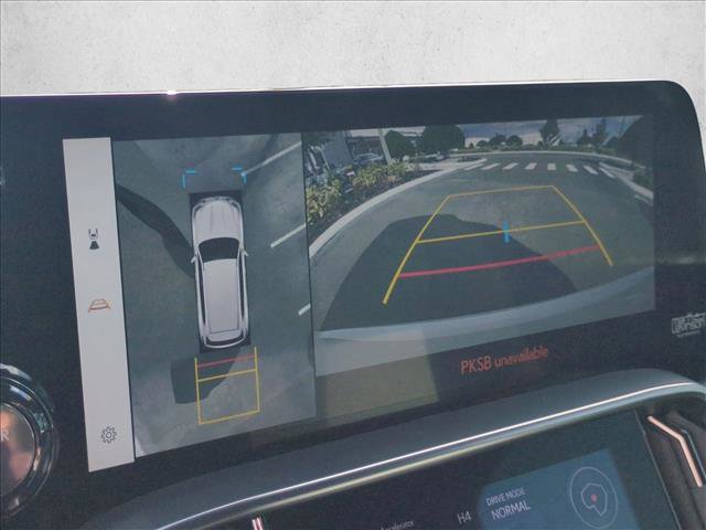 New 2025 Lexus LX 700h Overtrail image 13