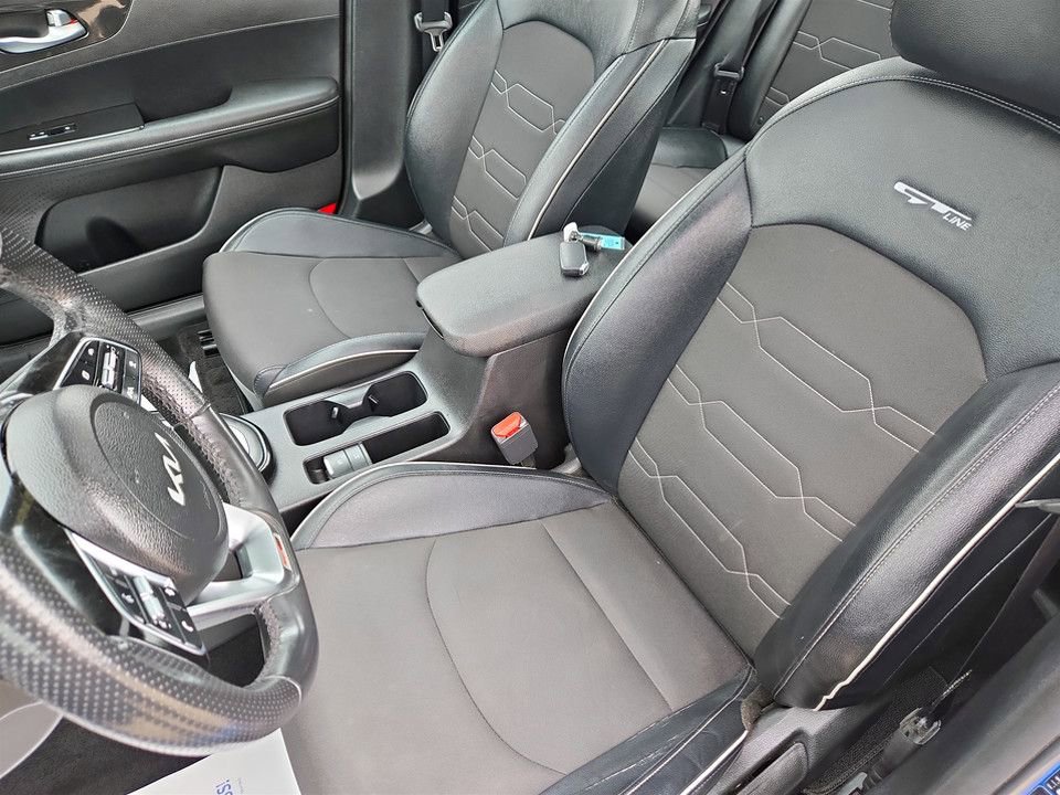 Used 2023 Kia Forte GT-Line w/ GT-Line Premium Package image 29