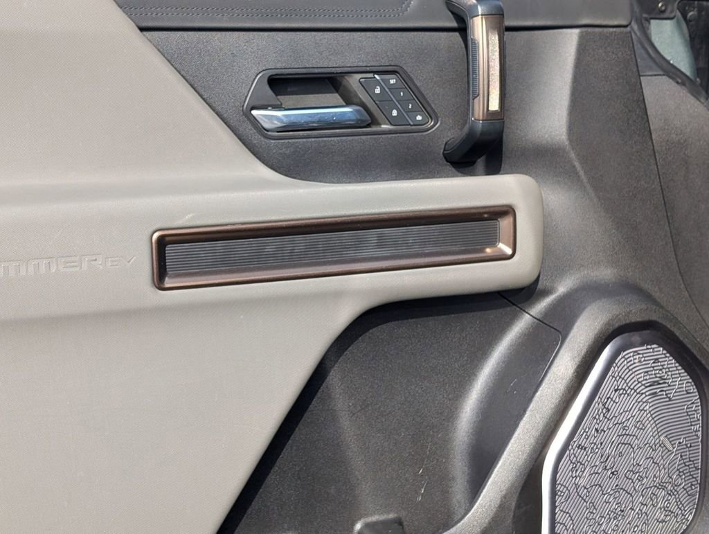 Used 2024 GMC Hummer EV 3X w/ LPO, Cargo Utility Package image 23