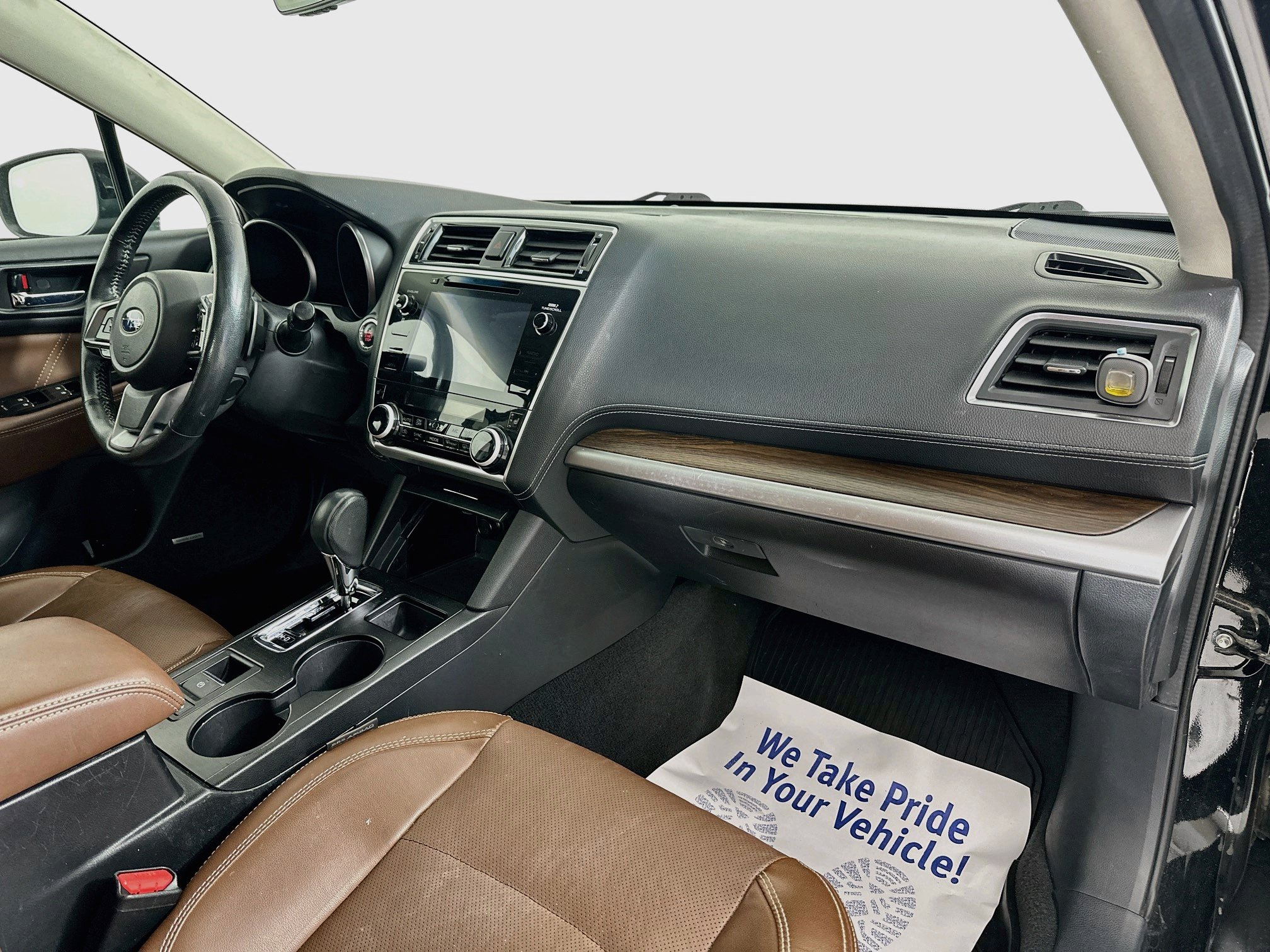 Used 2019 Subaru Outback 2.5i Touring w/ Popular Package #3A AWD/4WD image 29