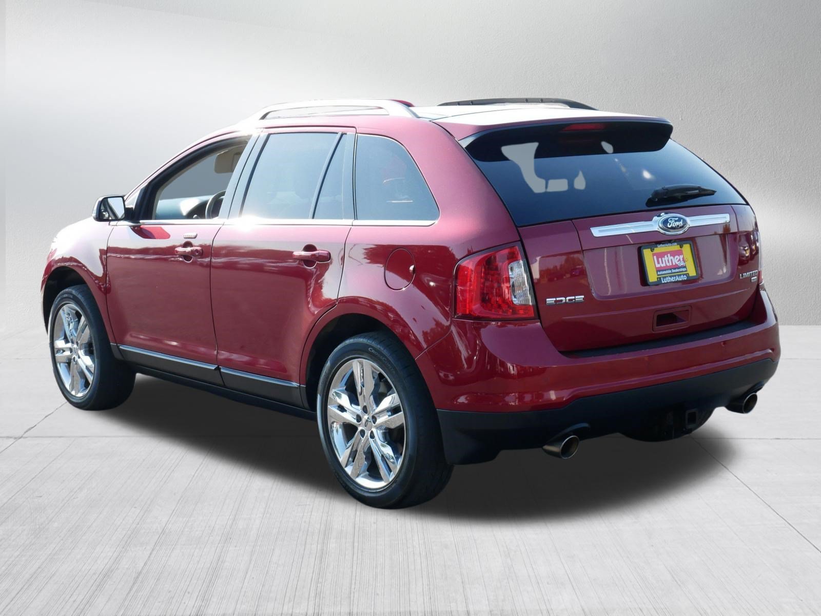 Used 2014 Ford Edge Limited w/ Equipment Group 302A AWD/4WD image 5