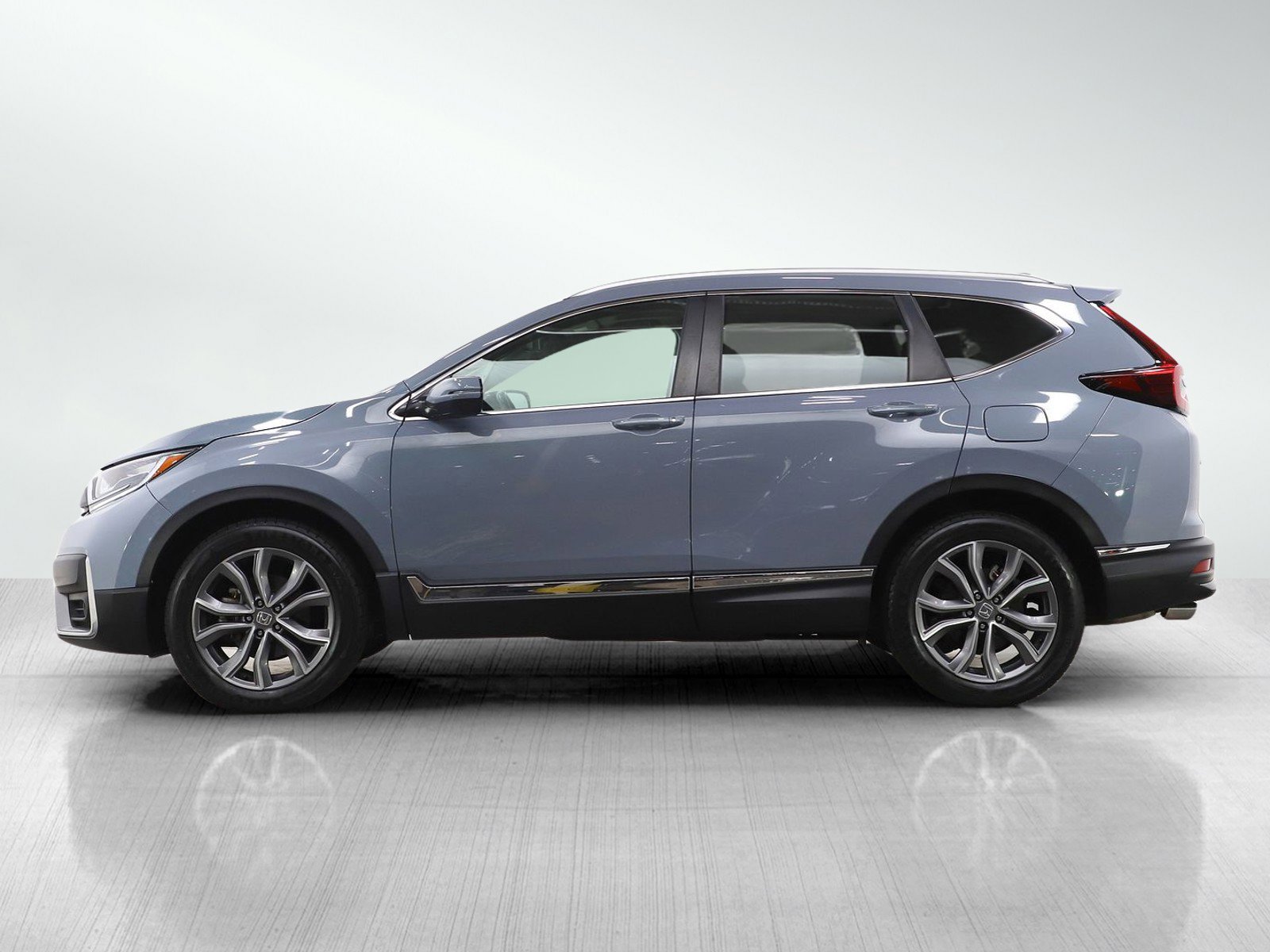 Used 2021 Honda CR-V Touring image 2