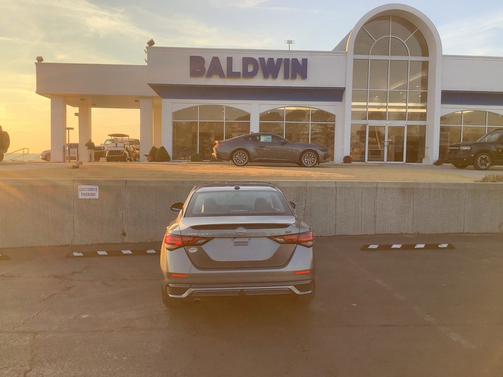 Used 2024 Nissan Sentra SR w/ SR Premium Package image 6